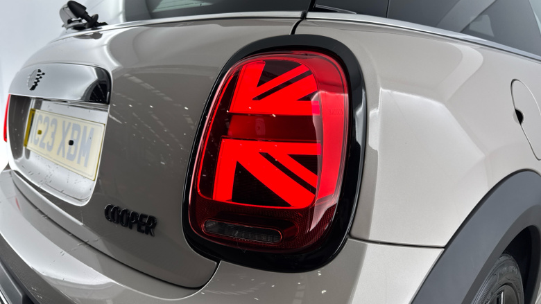 MINI Hatchback 1.5 Cooper Sport 3dr Auto Petrol Hatchback